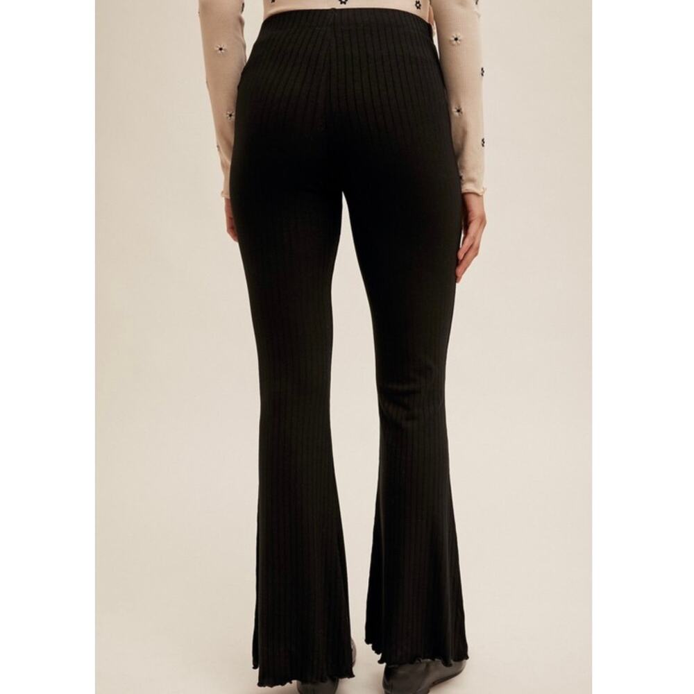 Hem & Thread NWT Cabbage Hem Ribbed Pants, Size Medium - Picture 3 of 3